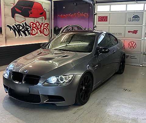 BMW M3 (E92), Beschriftung von WrapBro's