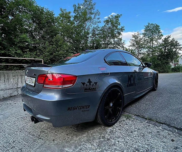 BMW M3 (E92), Beschriftung, Bild 3
