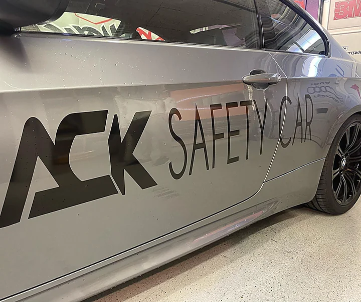 BMW M3 (E92), Beschriftung, Bild 6