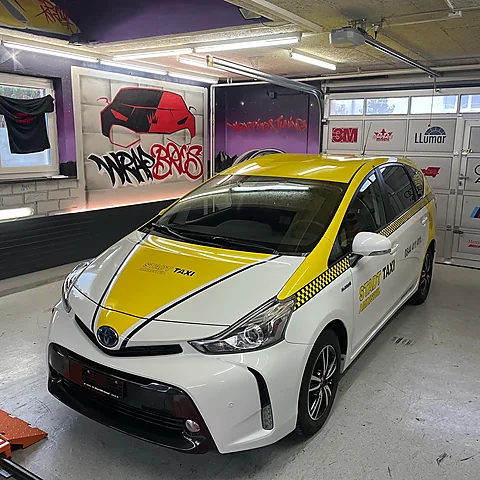 Toyota (Stadt Taxi Amriswil), Teilfolierung von WrapBro's