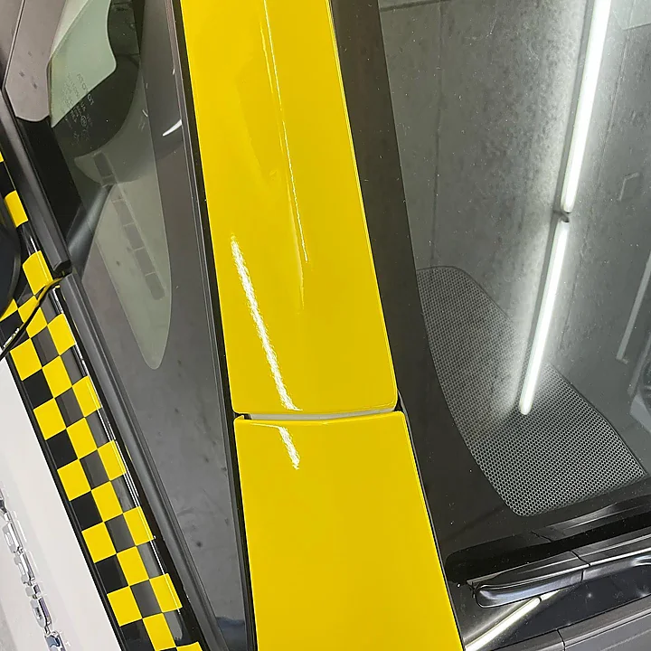 Toyota (Stadt Taxi Amriswil), Teilfolierung, Bild 3