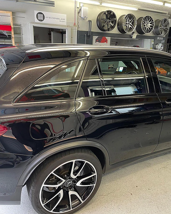 Mercedes-AMG GLC 43, Tönung, Bild 3