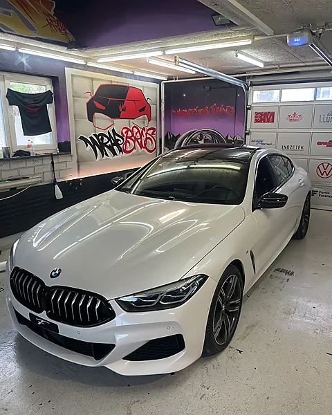 BMW 840i, Chrome Delete von WrapBro's