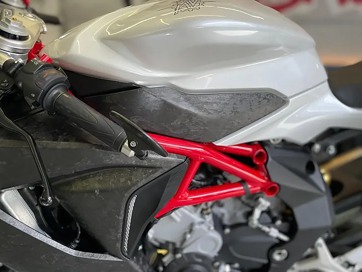 MV Agusta F3 800 (Motorrad), Motorradfolierung, Bild 7