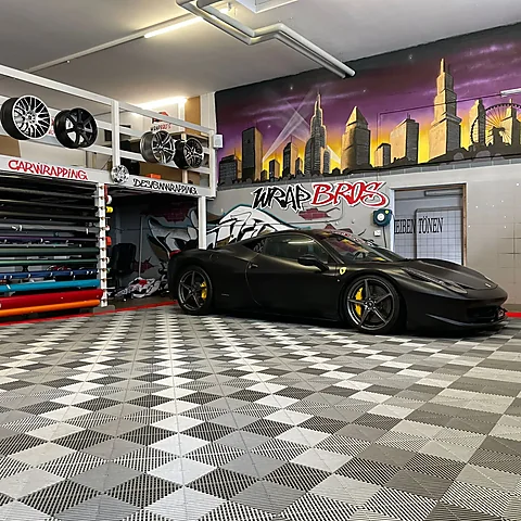 Ferrari 458 Italia, Folierung von WrapBro's