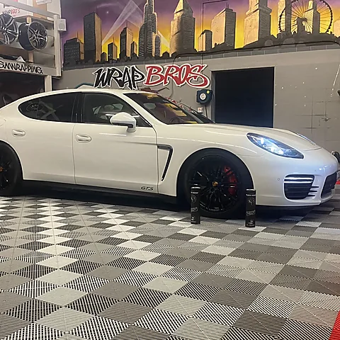 Porsche Panamera GTS, Aufbereitung von WrapBro's