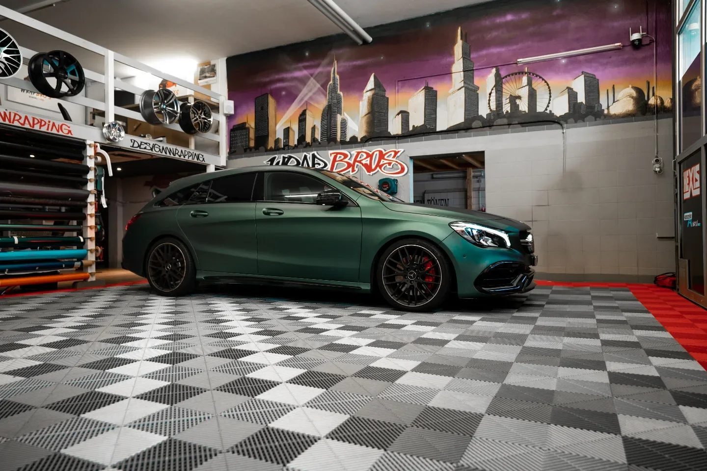 Mercedes-AMG CLA 45 Shooting Brake, Folierung