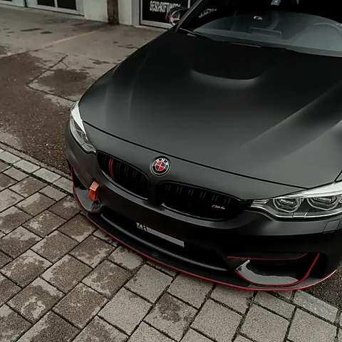 BMW M4 (F82), Folierung von WrapBro's