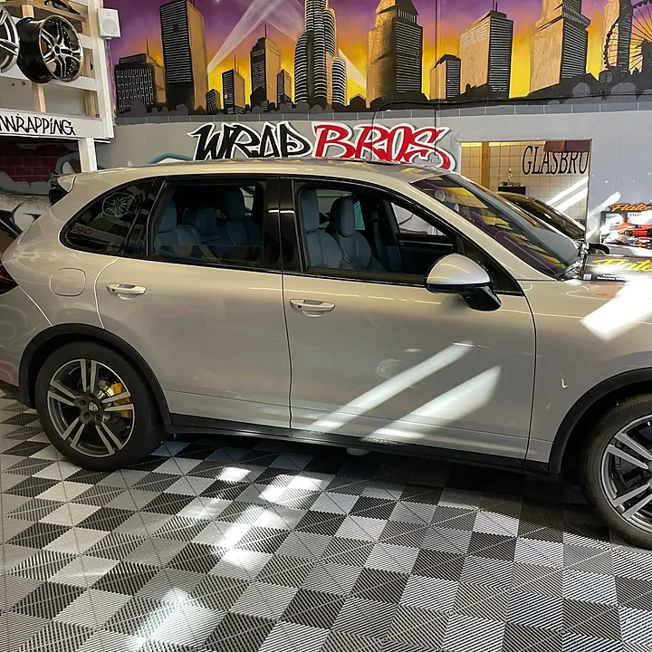 Porsche Cayenne, Chrome Delete + Bodykit, Bild 1
