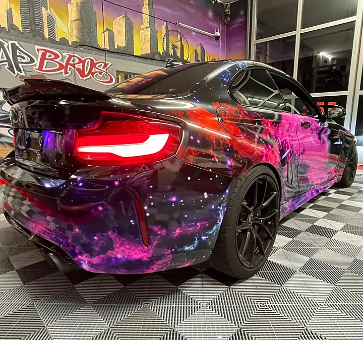 BMW M2 Competition, Digitaldruckfolierung, Bild 6
