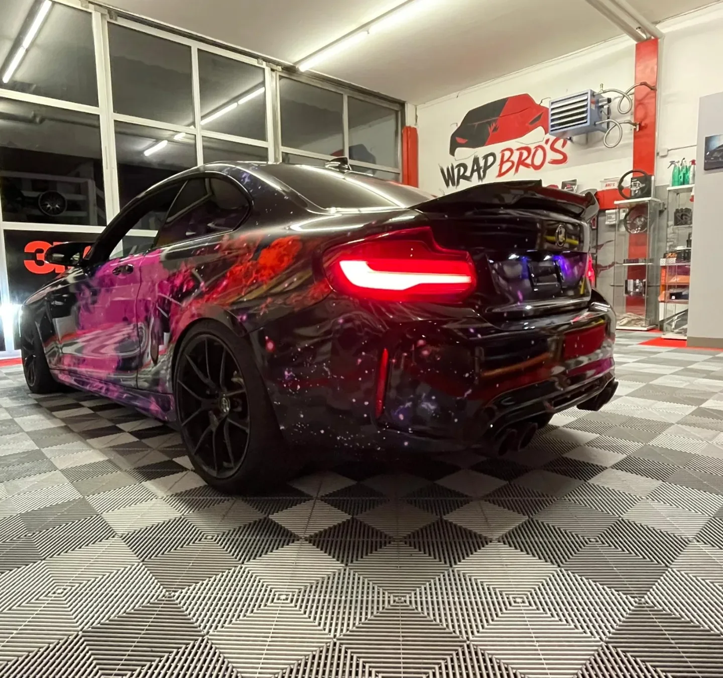 BMW M2 Competition, Digitaldruckfolierung