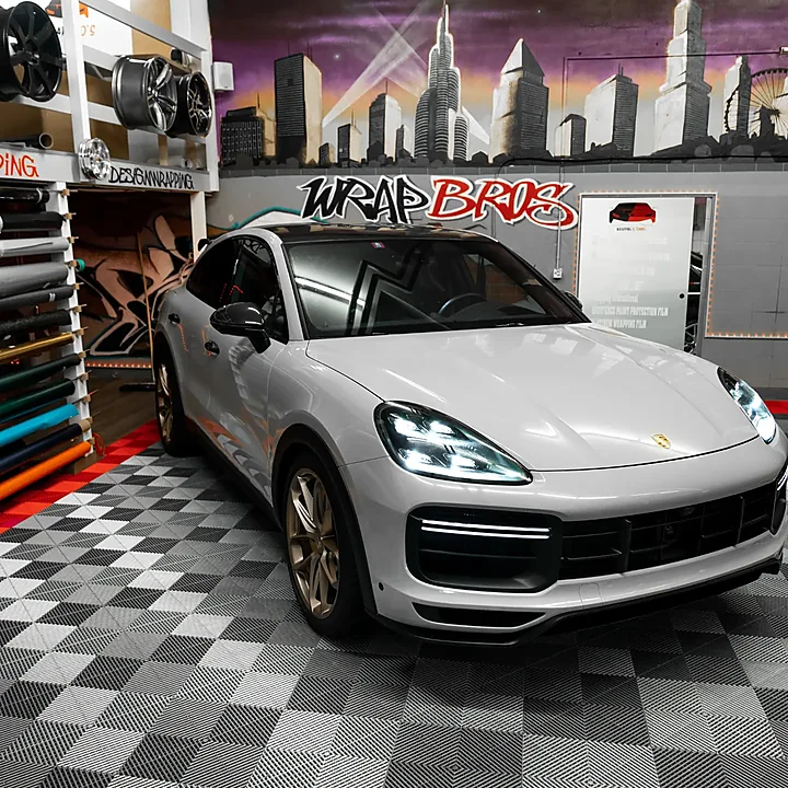 Porsche Cayenne Turbo GT, Folierung + Tönung, Bild 2