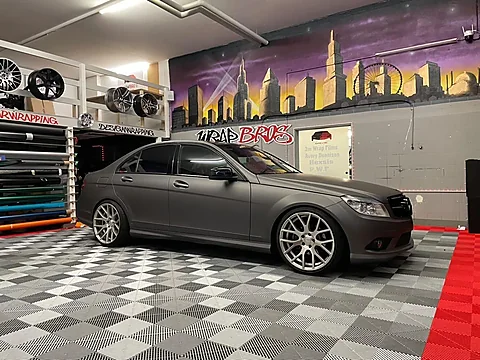 Mercedes-Benz C-Klasse, Folierung von WrapBro's