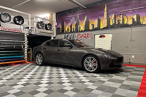 Maserati Ghibli, Chrome Delete von WrapBro's