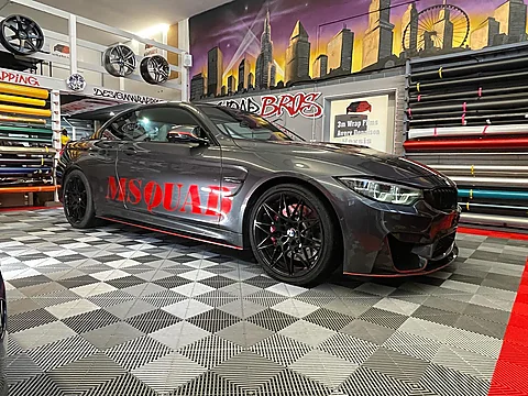 BMW M4, Teilfolierung von WrapBro's
