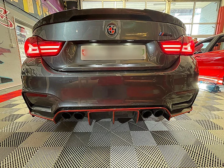 BMW M4, Teilfolierung, Bild 3