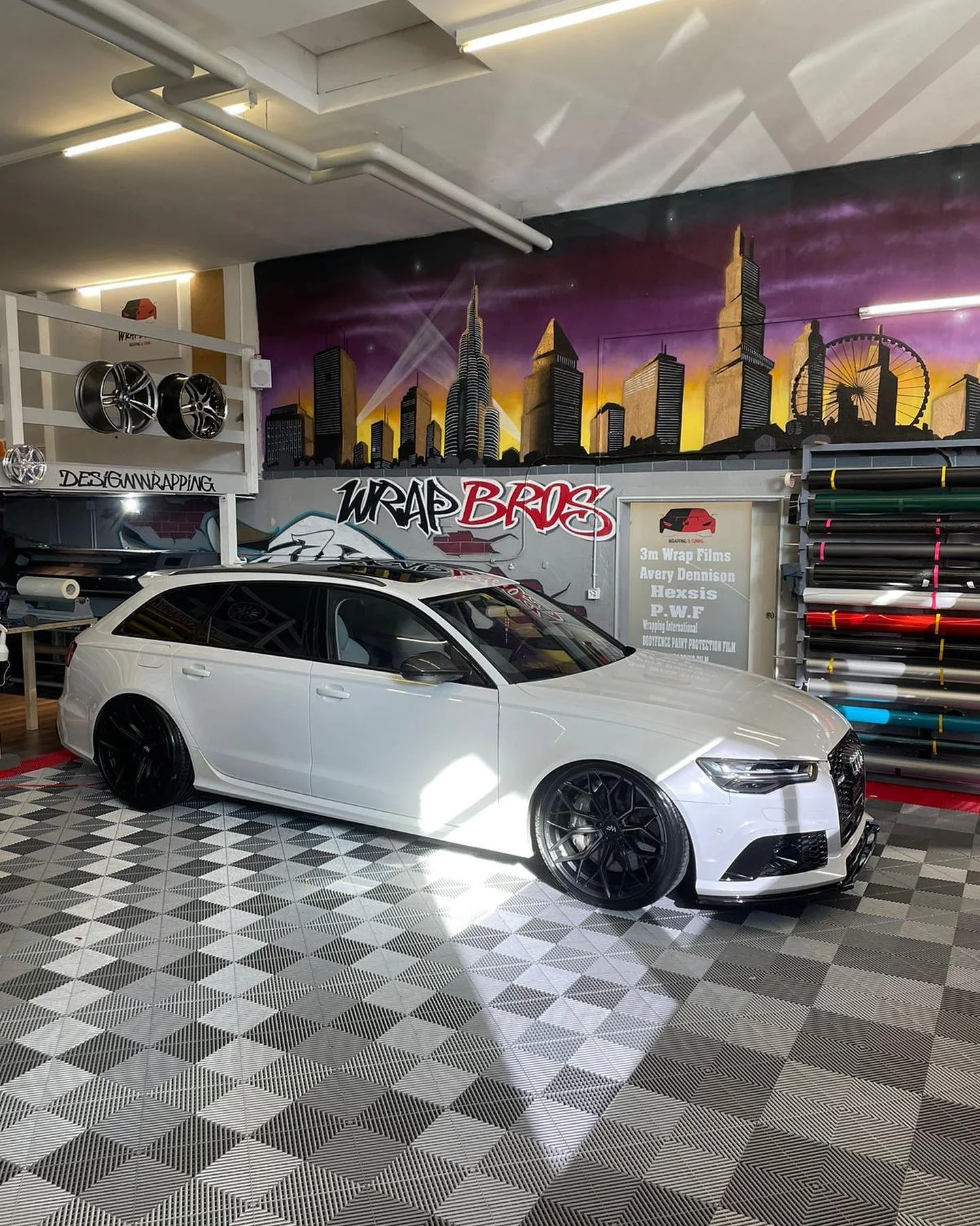 Audi RS6, Chrome Delete + Bodykit + Räder