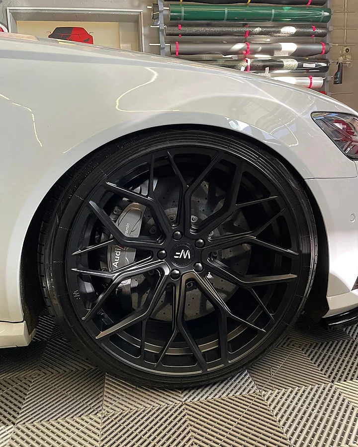 Audi RS6, Chrome Delete + Bodykit + Räder, Bild 3