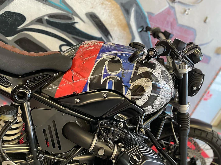 BMW R nineT Scrambler (Motorrad), Motorradfolierung + Design, Bild 2