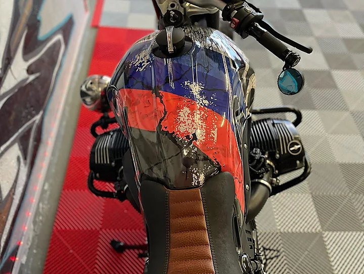 BMW R nineT Scrambler (Motorrad), Motorradfolierung + Design, Bild 4
