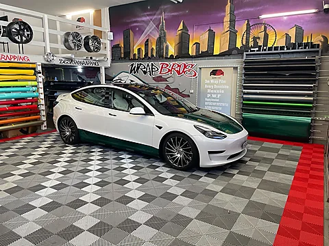 Tesla Model 3, Teilfolierung von WrapBro's