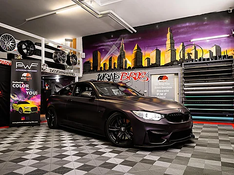 BMW M4, Folierung von WrapBro's