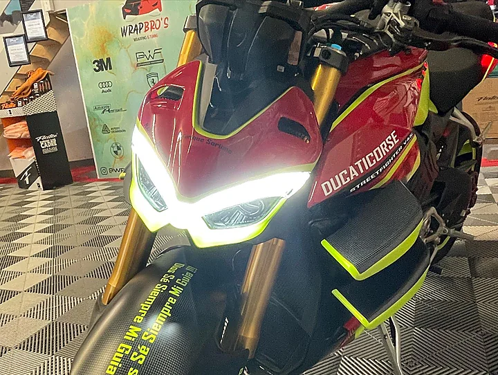 Ducati Streetfighter V4 S (Motorrad), Motorradfolierung + Design, Bild 7