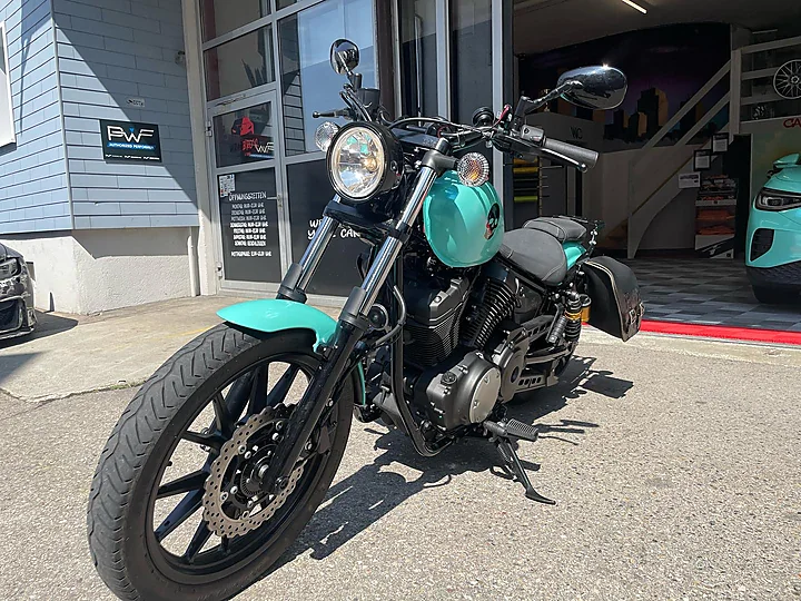 VW ID.4 und Yamaha XV 950R, Folierung (Auto + Motorrad), Bild 8