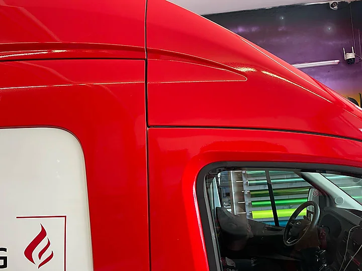 Ford Transit (Firmenfahrzeug), Folierung + Beschriftung, Bild 8