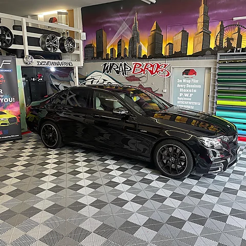 Mercedes-AMG E53, Chrome Delete von WrapBro's
