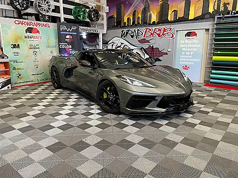 Chevrolet Corvette Stingray, Teilfolierung von WrapBro's