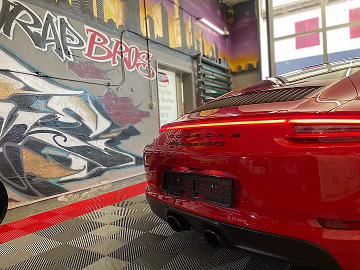 Porsche 911 Carrera 4 GTS, Bodykit, Bild 4