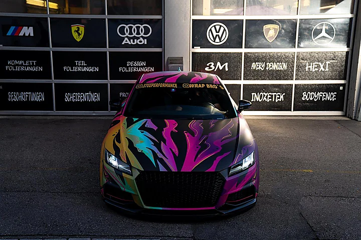 Audi TT RS, Digitaldruckfolierung, Bild 1