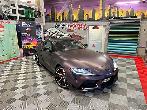 Toyota Supra MK5, Folierung von WrapBro's
