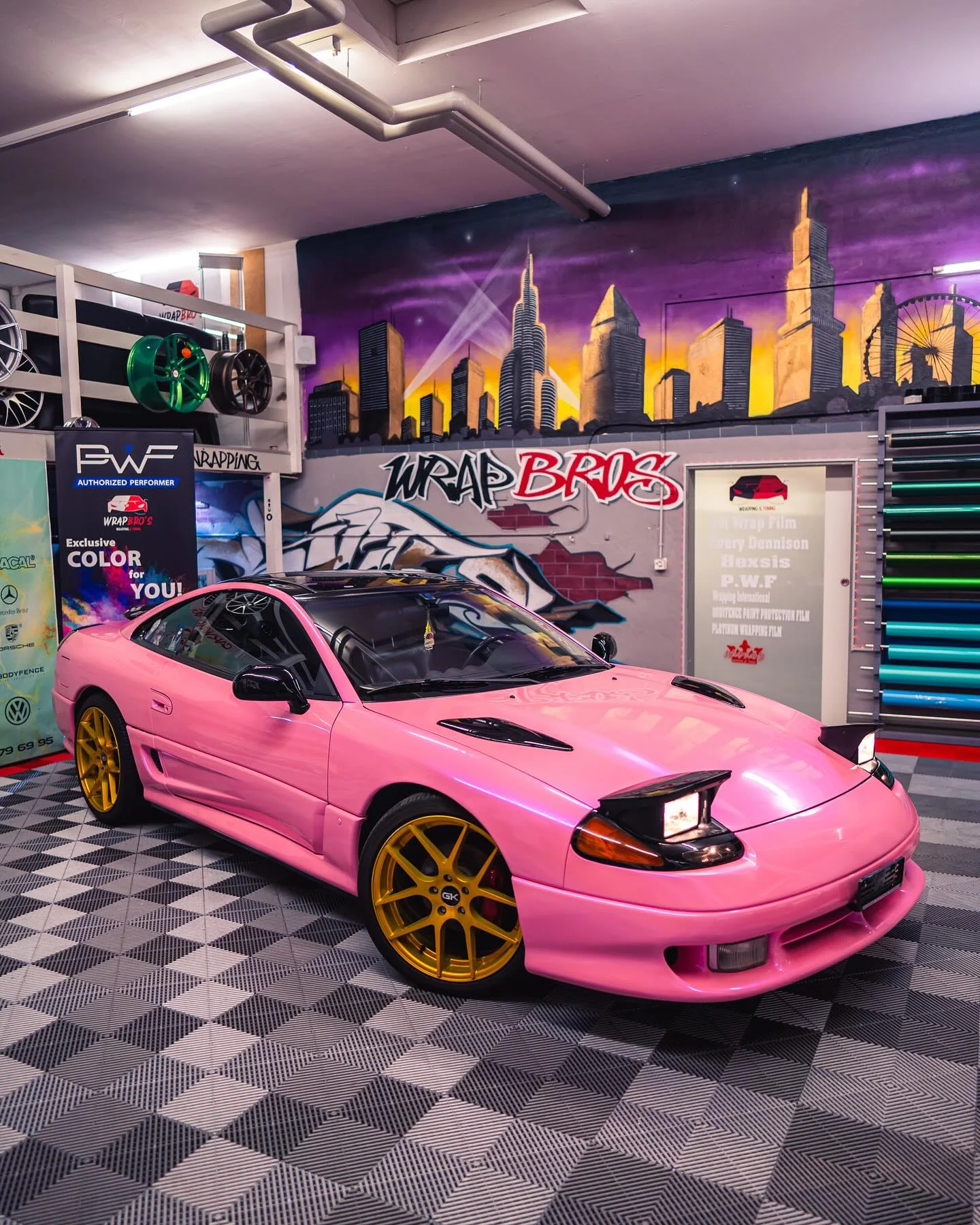 Dodge Stealth, Folierung