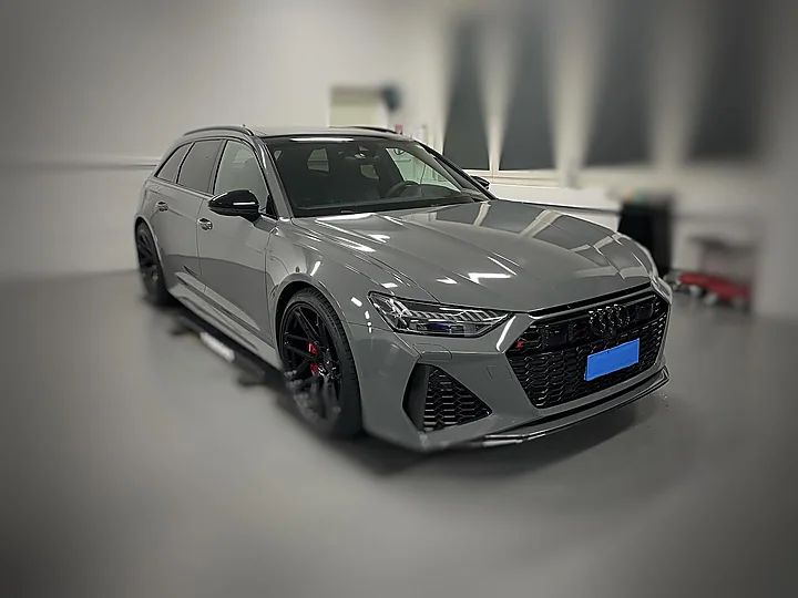 Audi RS6 (C8), Folierung, Bild 1