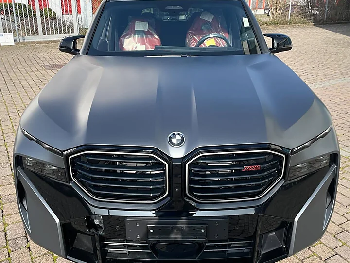 BMW XM (2023/24), Folierung, Bild 6