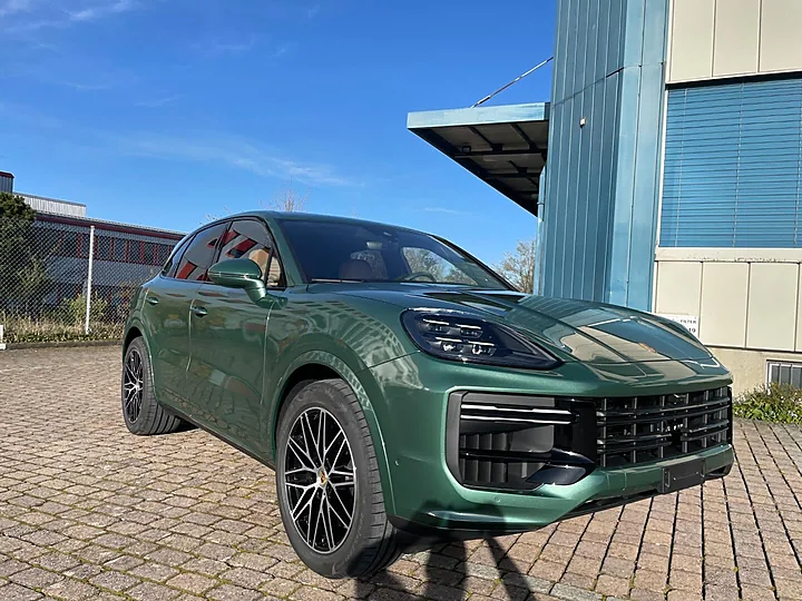 Porsche Cayenne (2023/2024), Folierung, Bild 1