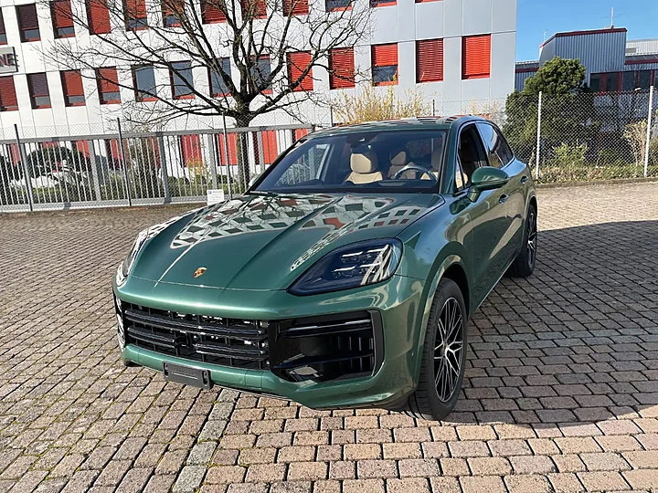 Porsche Cayenne (2023/2024), Folierung, Bild 3