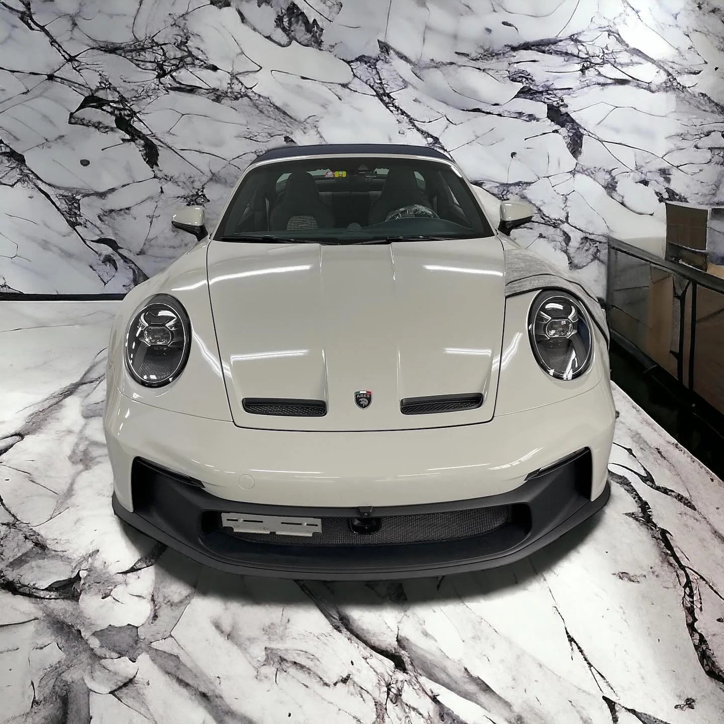 Porsche 992 Targa ARES Design (Breitbau-Prototyp), Folierung