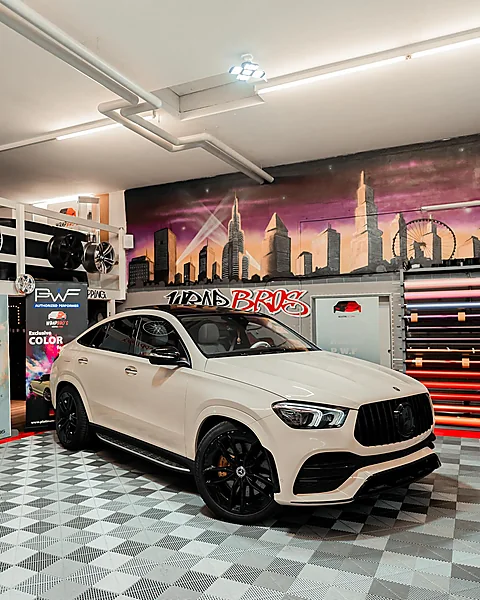 Mercedes-Benz, Folierung von WrapBro's