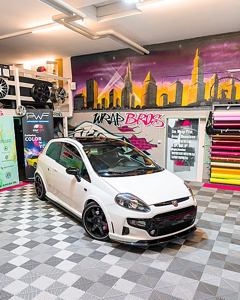 Fiat/Abarth, Folierung + Lackierung + Tönung + Interieur von WrapBro's