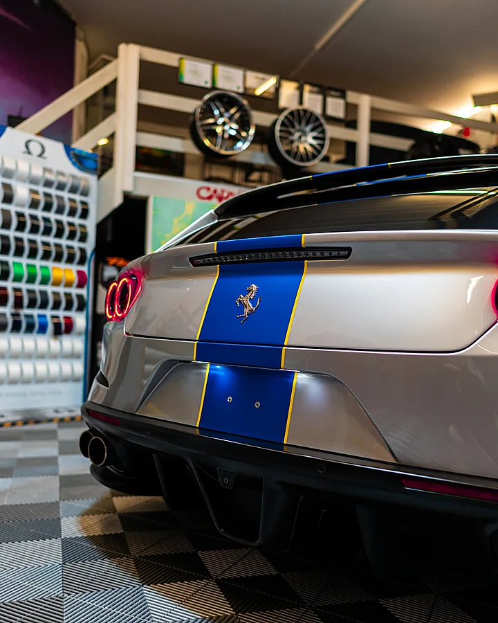 Ferrari GTC4Lusso, Teilfolierung + Spurverbreiterung, Bild 5