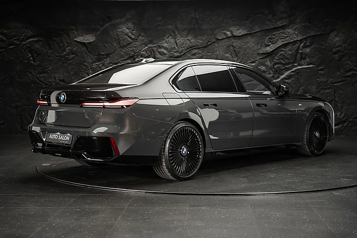 BMW 7er, Folierung + Chrome Delete, Bild 4