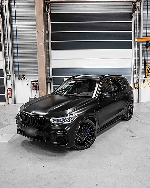 BMW X5, Folierung + Lackierung + Tönung von WrapBro's