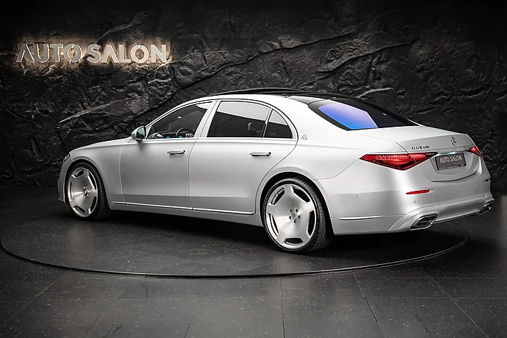 Mercedes-Benz S-Klasse, Folierung + Umbau, Bild 2