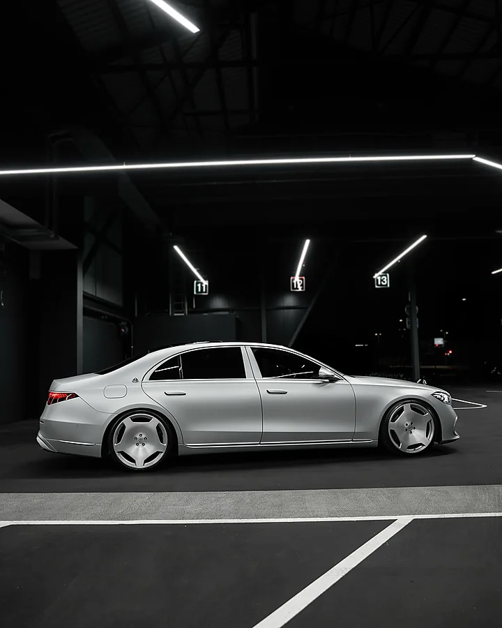 Mercedes-Benz S-Klasse, Folierung + Umbau, Bild 2