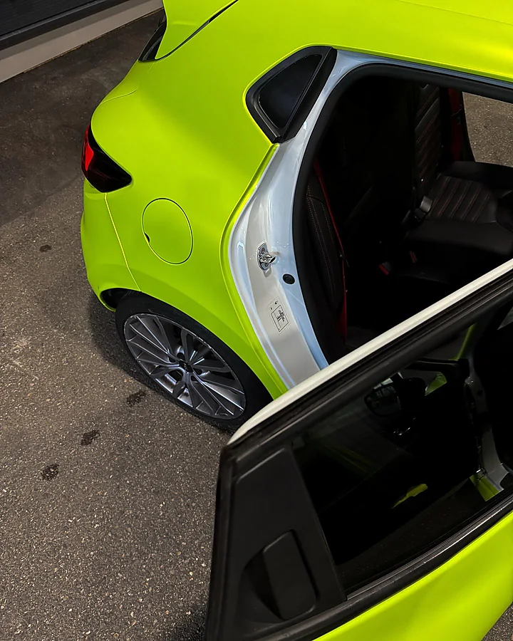 Renault Clio Sport, Folierung, Bild 3