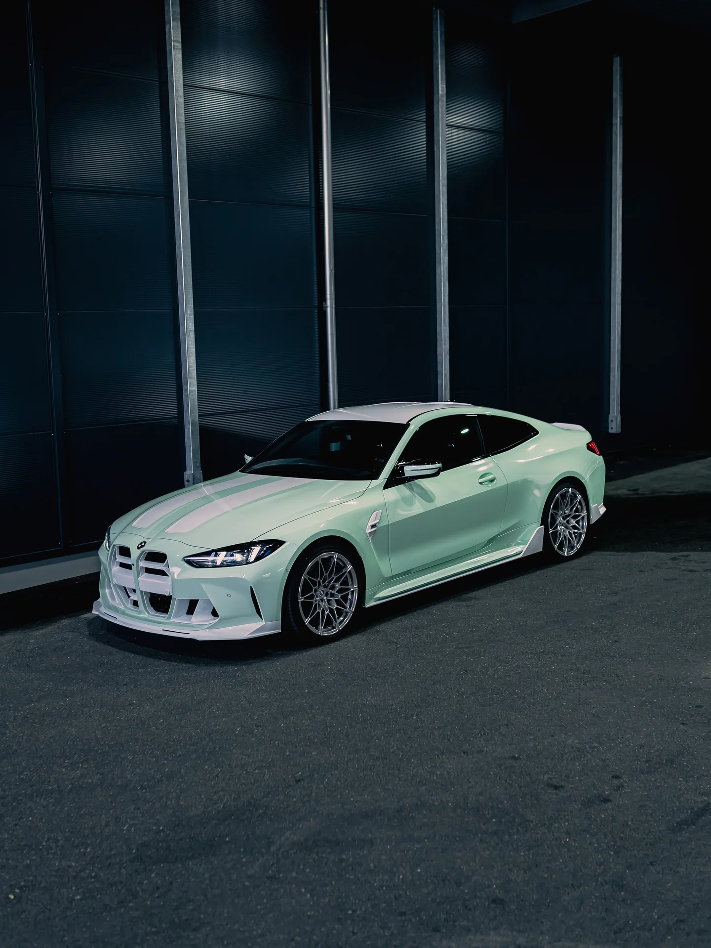 BMW M4 Competition von WrapBro's foliert, Avery Dennison Pistaziengrün