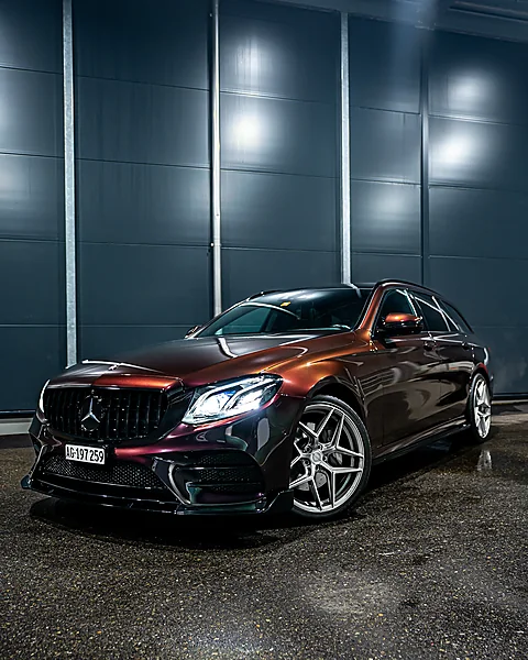 Mercedes-Benz E-Klasse, Aufbereitung + Folierung von WrapBro's